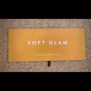 Anastasia eyeshadow palette